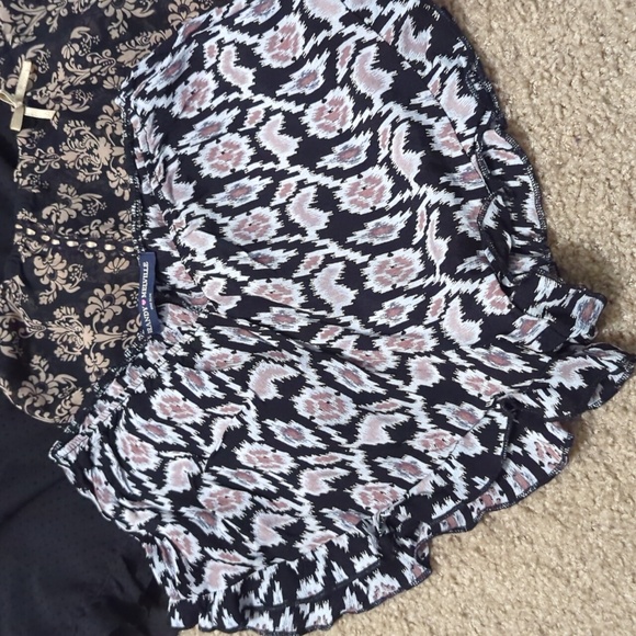 DONATED 3 Sheer shorts - Picture 2 of 6